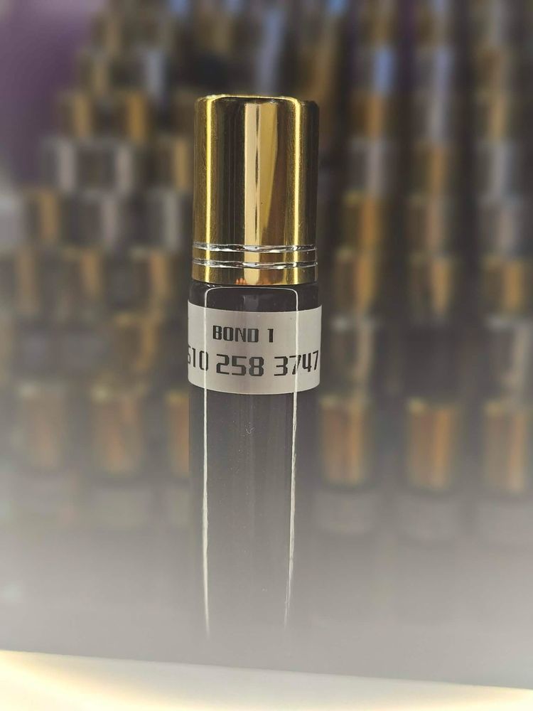 Smell This Fragrance Logo