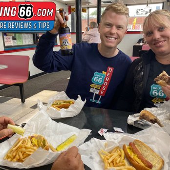 Henry's Drive-In - Fast Food Near Me - Cicero, Illinois
