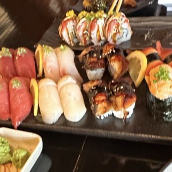 Izakaya Hi - Sushi Bars Near Me - Houston, Texas