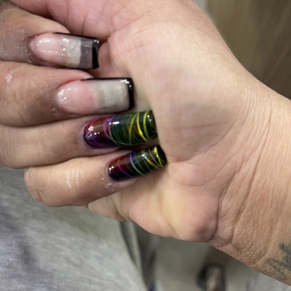 Red Spa Nails - Nail Salons Near Me - Brooklyn, New York