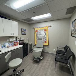 ENT Group of Los Angeles - Pediatric ENT room
