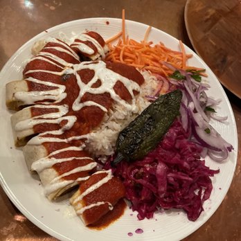Bosphorous - Winter Garden - Bieti kebab - Middle Eastern Near Me - Winter Garden, Florida Bosphorous - Winter Garden - Bieti kebab - Middle Eastern Near Me - Winter Garden, Florida