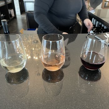 Megalomaniac Winery - Riesling, Rosé, & Cab Franc. - Wineries Near Me - Vineland, Ontario