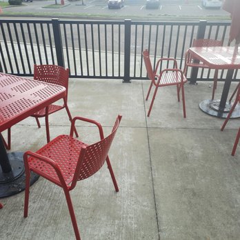 Five Guys - Outdoor Dinning Lobby - Burgers Near Me - Oxford, Mississippi Five Guys - Outdoor Dinning Lobby - Burgers Near Me - Oxford, Mississippi
