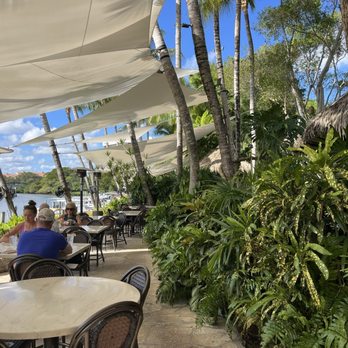Guanabanas - Outside seating - Seafood Near Me - Jupiter, Florida