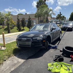 Mobile Mighty Wheels Tire - Roadside assistance, mobile service