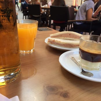 Rodilla Callao - Estrella Damm, orange juice, cafe bombon, and foie sandwiches. - Sandwiches Near Me - Madrid, M