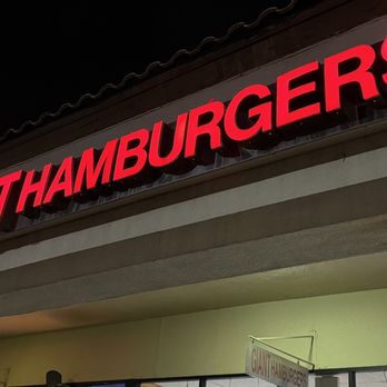 Giant Hamburgers - Accurate advertising - Burgers Near Me - Mesa, Arizona Giant Hamburgers - Accurate advertising - Burgers Near Me - Mesa, Arizona