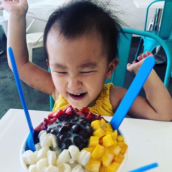 SweetSnow - Regular bing soo - Desserts Near Me - Northridge, California SweetSnow - Regular bing soo - Desserts Near Me - Northridge, California