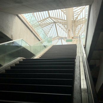 Estação do Oriente - Train Stations Near Me - Lisbon, 11