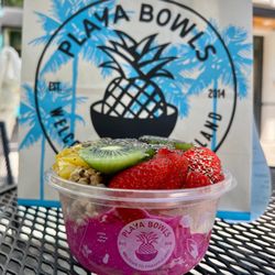 Playa Bowls - Electric Mermaid Pitaya Bowl with modifications