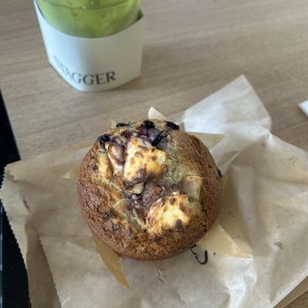Stagger Coffee - Blueberry cream cheese muffin - Coffee & Tea Near Me - Los Angeles, California