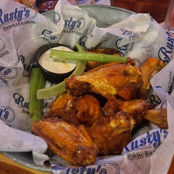 Rusty's Raw Bar and Grill - Naples - Wings - Bars Near Me - Naples, Florida