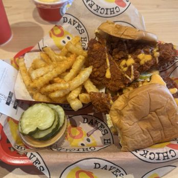 Dave's Hot Chicken - Dave's #2 2 Sliders w/ Fries - Chicken Shop Near Me - Compton, California