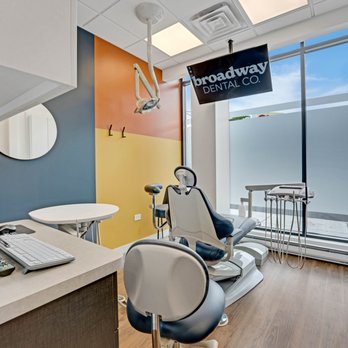 Broadway Dental - Cosmetic Dentists Near Me - Chicago, Illinois Broadway Dental - Cosmetic Dentists Near Me - Chicago, Illinois