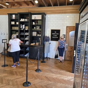 Silos Baking - Cupcakes Near Me - Waco, Texas