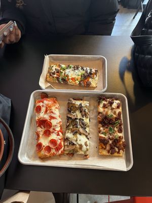 Pizza By Ruffin by null