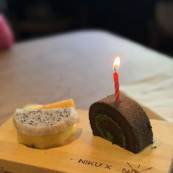 Niku X - Matcha cake