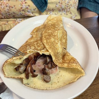Marquise Dunedin - Breakfast crepe - Breakfast & Brunch Near Me - Dunedin, Florida