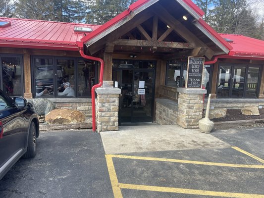Braddock's Restaurant and Tavern by null