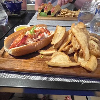 Waterfront - Lobster roll - Lounges Near Me - Stuart, Florida