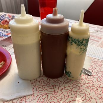 Boomarang Diner - The sauces they bring you - Diners Near Me - Perry, Oklahoma