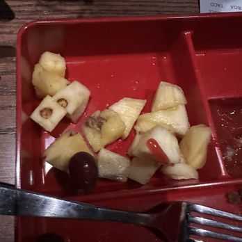 Del Pez Mexican Gastropub - Rotten pineapple and grapes served to my child - Mexican Near Me - Newark, Delaware Del Pez Mexican Gastropub - Rotten pineapple and grapes served to my child - Mexican Near Me - Newark, Delaware