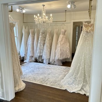 En Blanc - The Stunning New Atlanta Showroom - Bridal Near Me - Atlanta, Georgia