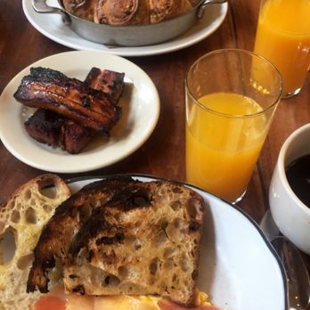 The Publican - omelette, publican bacon and pull apart rolls - New American Near Me - Chicago, Illinois