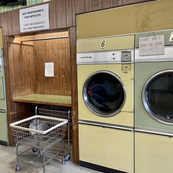 West Fair Laundromat Centre - Heavy duty dryer $0.25 / 5 minutes - Laundromat Near Me - Vancouver, British Columbia West Fair Laundromat Centre - Heavy duty dryer $0.25 / 5 minutes - Laundromat Near Me - Vancouver, British Columbia