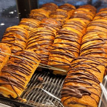 Brug Bakery - Chocolate croissants - Bakeries Near Me - Kapolei, Hawaii Brug Bakery - Chocolate croissants - Bakeries Near Me - Kapolei, Hawaii
