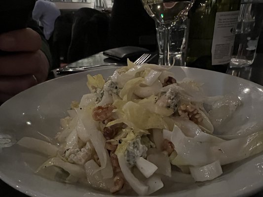 Voila! Bistrot by null