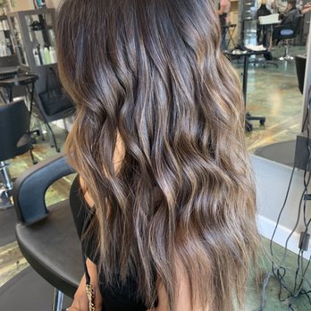 Prim and Proper Hair And Beauty Lounge - Hair Salons Near Me - Riverside, California