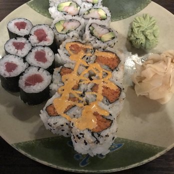 Fishbones - Sushi Bars Near Me - Saint Clair Shores, Michigan