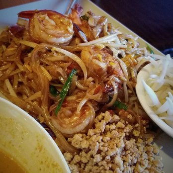Jatujak - Shrimp Pad Thai - Food Delivery Services Near Me - Toronto, Ontario