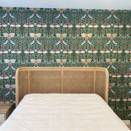 Guest bedroom