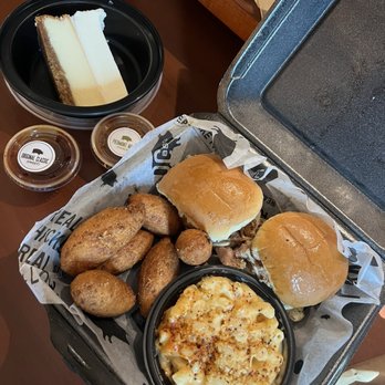 Old Carolina Barbecue Company - Banana Pudding Cheesecake 2 BBQ Sliders - Barbeque Near Me - Canton, Ohio Old Carolina Barbecue Company - Banana Pudding Cheesecake 2 BBQ Sliders - Barbeque Near Me - Canton, Ohio