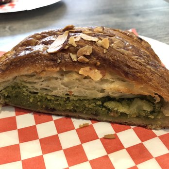 Le Hérisson - Matcha Danish - Cafes Near Me - Simi Valley, California