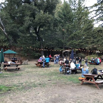 Alice's Restaurant - Outdoor Seating - Diners Near Me - Woodside, California