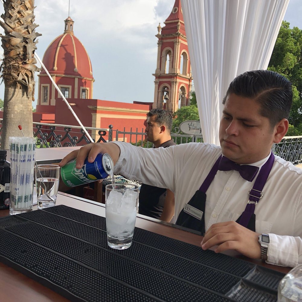 HS Hotsson Hotel - Miller time. - Hotels Near Me - León, GUA