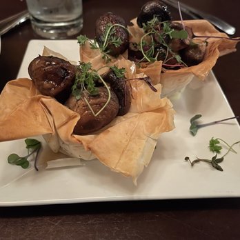 The Steakhouse - Mushroom Wellington - Breakfast & Brunch Near Me - Paso Robles, California The Steakhouse - Mushroom Wellington - Breakfast & Brunch Near Me - Paso Robles, California