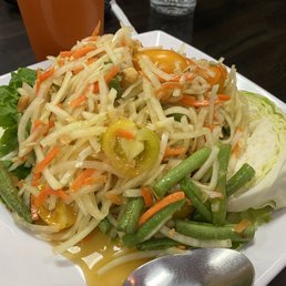 Som-tom Papaya Salad