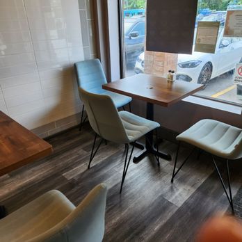 Eggtart Queen - Seating - Desserts Near Me - Unionville, Ontario Eggtart Queen - Seating - Desserts Near Me - Unionville, Ontario