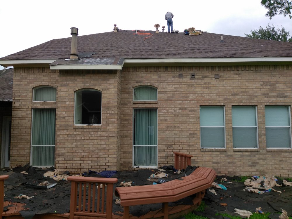 Slide of Stades Roofing