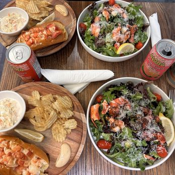 Royal Lobster - Lobster roll and lobster salad - Seafood Near Me - Honolulu, Hawaii Royal Lobster - Lobster roll and lobster salad - Seafood Near Me - Honolulu, Hawaii