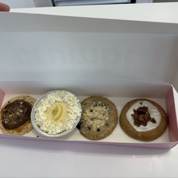 Crumbl - South Salem - From left Caramel Twix, North Carolina lemon cream pie, blueberry crumble , and Cinnamon Crunch . - Bakeries Near Me - Salem, Oregon Crumbl - South Salem - From left Caramel Twix, North Carolina lemon cream pie, blueberry crumble , and Cinnamon Crunch . - Bakeries Near Me - Salem, Oregon