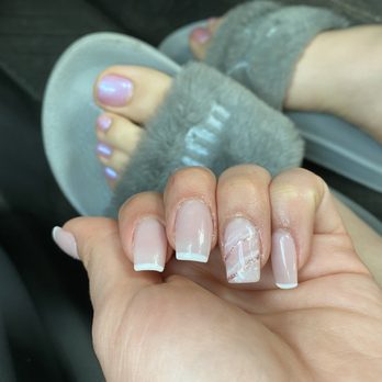 Nail 45 - Nails by Thi - Nail Salons Near Me - Los Angeles, California