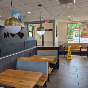 Wendy's - Burgers Near Me - Columbia, South Carolina