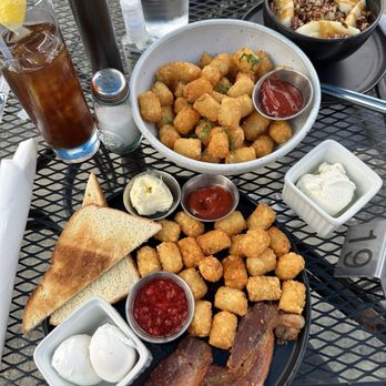 Cafe Aurora - Classic breakfast, Irish oats - Breakfast & Brunch Near Me - Eastsound, Washington