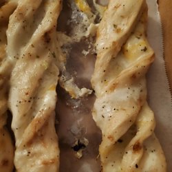 Round Table Pizza - Garlic Parmesan Twists